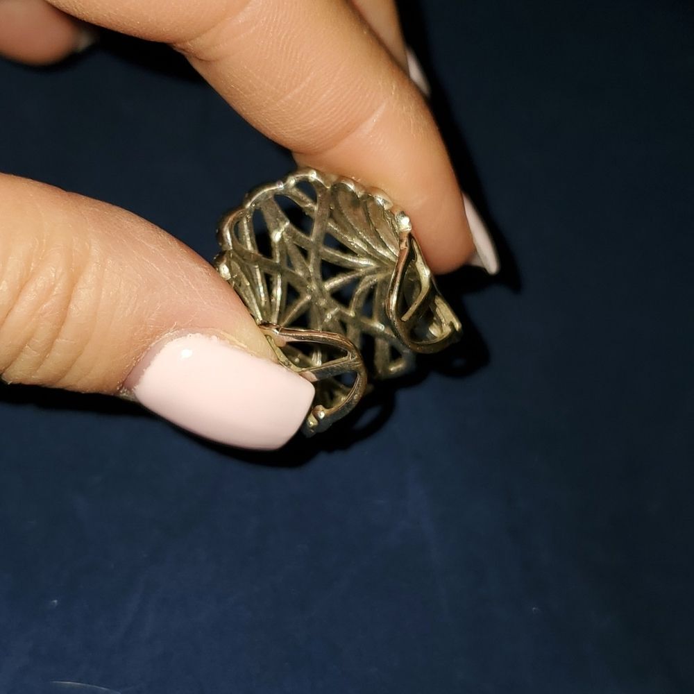 Silver Rhinestone Ring - Picture 2 of 3